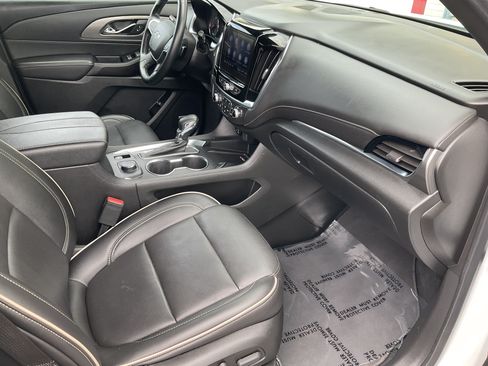 Used 2023 Chevrolet Traverse Premier w/ Redline Edition AWD/4WD image 31