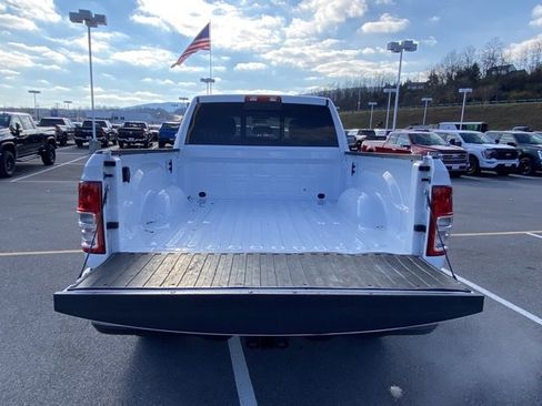 Used 2022 RAM 2500 Tradesman image 9