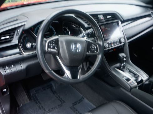 Used 2020 Honda Civic EX image 17