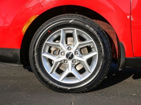 Used 2022 Kia Soul S image 10