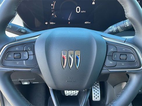 Used 2024 Buick Encore GX Sport Touring w/ Advanced Technology Package image 18