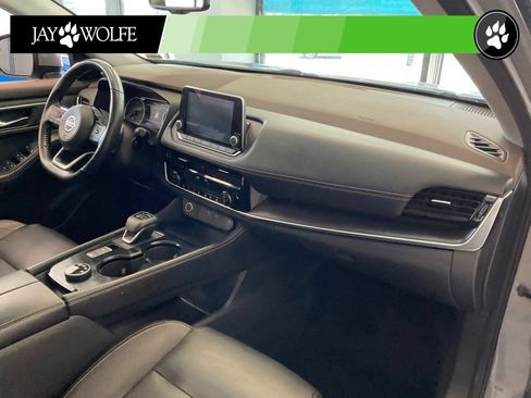 Used 2021 Nissan Rogue SL AWD/4WD image 18