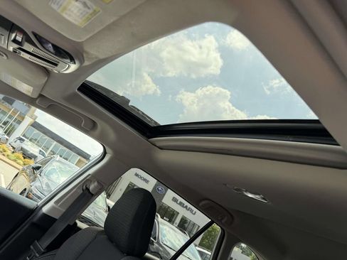Used 2018 Subaru Outback 2.5i Premium AWD/4WD image 19