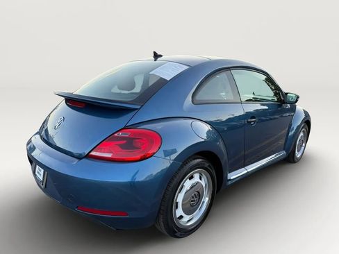 Used 2016 Volkswagen Beetle 1.8T Classic FWD image 3
