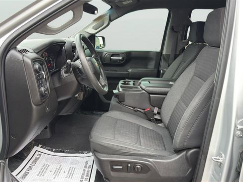Used 2022 Chevrolet Silverado 1500 Custom w/ LPO, Dark Essentials Package AWD/4WD image 11