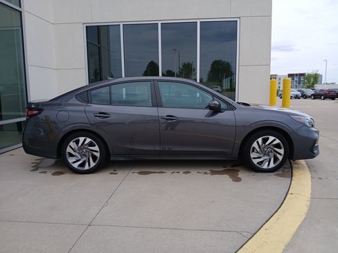 Used 2024 Subaru Legacy Limited AWD/4WD image 5