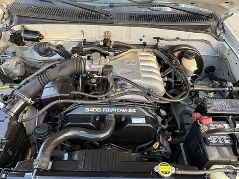 Used 2004 Toyota Tacoma PreRunner RWD image 26