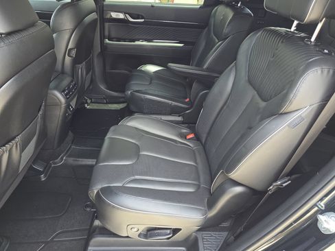 Used 2024 Hyundai Palisade Calligraphy FWD image 16
