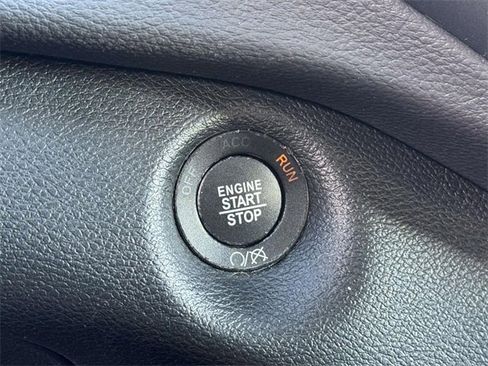 Used 2022 Jeep Cherokee Latitude Lux w/ Sun & Sound Group image 7