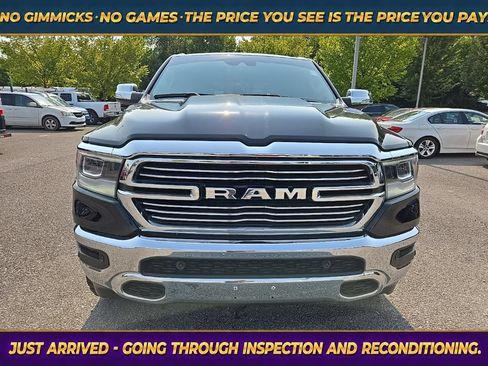 Used 2022 RAM 1500 Laramie AWD/4WD image 2