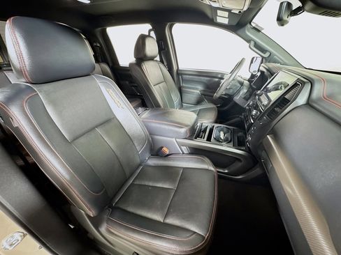 Used 2024 Nissan Titan PRO-4X w/ Pro-4x Convenience Package image 25