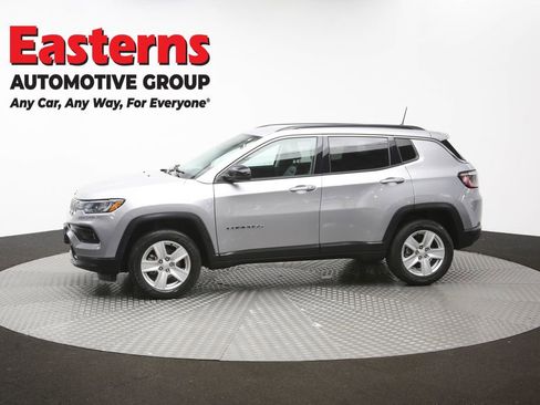 Used 2022 Jeep Compass Latitude w/ Convenience Group AWD/4WD image 58