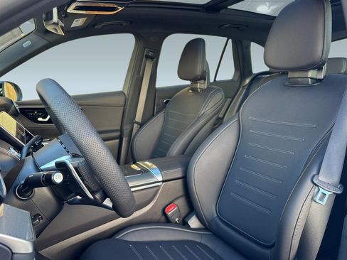 New 2025 Mercedes-Benz GLC 43 AMG 4MATIC image 5
