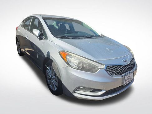 Used 2014 Kia Forte EX FWD image 3