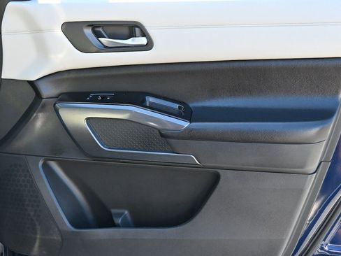 Used 2023 Nissan Pathfinder SL w/ SL Premium Package image 20