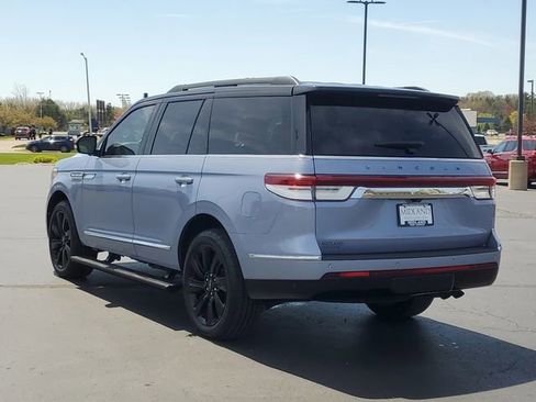 Certified 2022 Lincoln Navigator Black Label AWD/4WD image 4
