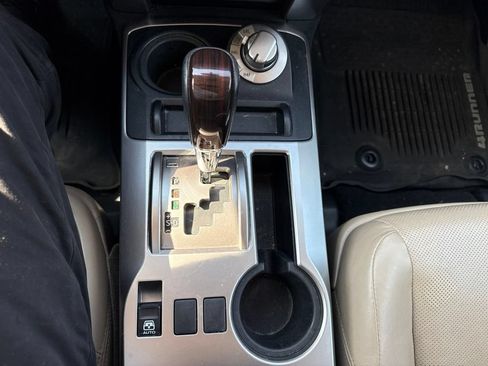 Used 2019 Toyota 4Runner Limited AWD/4WD image 21