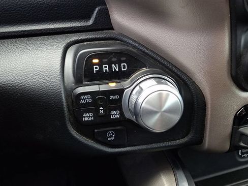 Used 2022 RAM 1500 Laramie AWD/4WD image 16