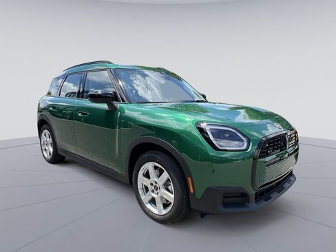Used 2025 MINI Cooper Countryman SE image 7