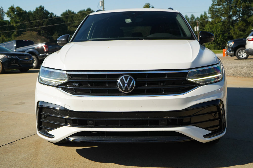 Used 2022 Volkswagen Tiguan SE R-Line FWD image 18