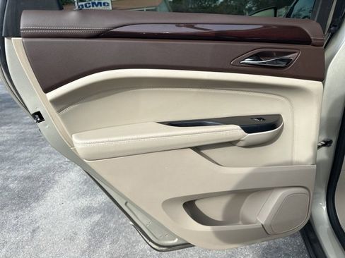 Used 2014 Cadillac SRX Performance w/ Driver Awareness Package image 10