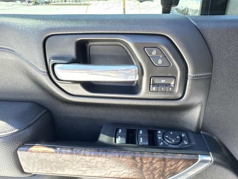 Used 2021 GMC Sierra 2500 Denali w/ Denali Ultimate Package image 22