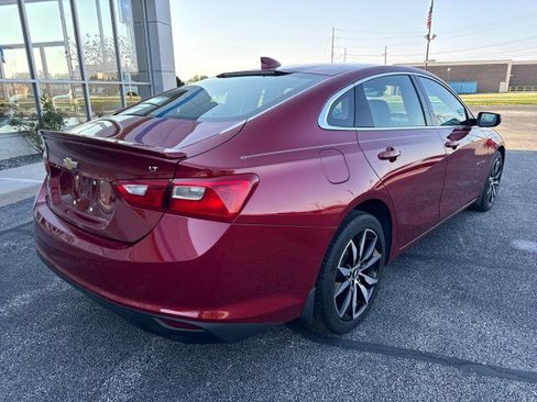 Used 2018 Chevrolet Malibu LT FWD image 3