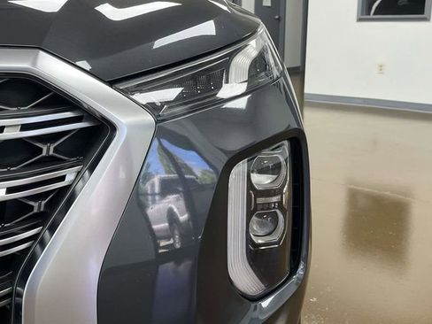 Used 2020 Hyundai Palisade Limited FWD image 11