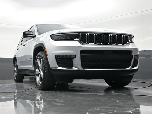 Used 2021 Jeep Grand Cherokee L Limited RWD image 27