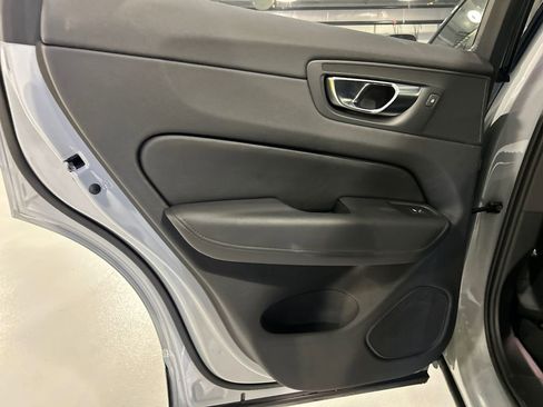 Certified 2025 Volvo XC60 B5 Plus image 22