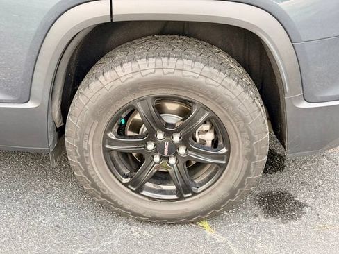 Used 2020 GMC Acadia AT4 w/ Driver Alert Package II AWD/4WD image 31
