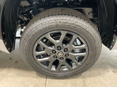 New 2026 Toyota Tundra Platinum image 7