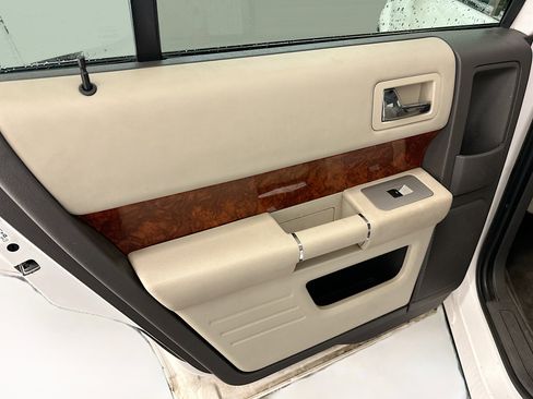 Used 2012 Ford Flex Limited w/ Equipment Group Order Code image 26