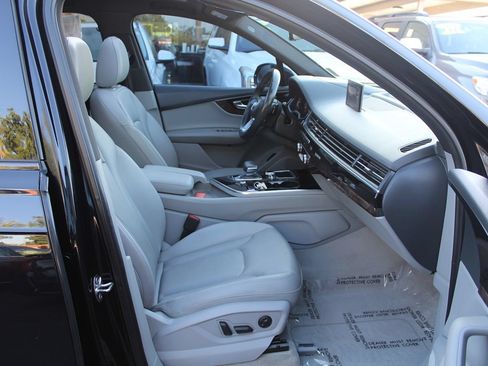 Used 2019 Audi Q7 3.0T Prestige AWD/4WD image 23