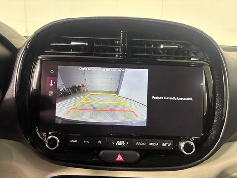 Used 2025 Kia Soul EX FWD image 19