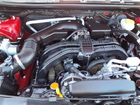 Used 2025 Subaru Crosstrek 2.0i Premium image 16