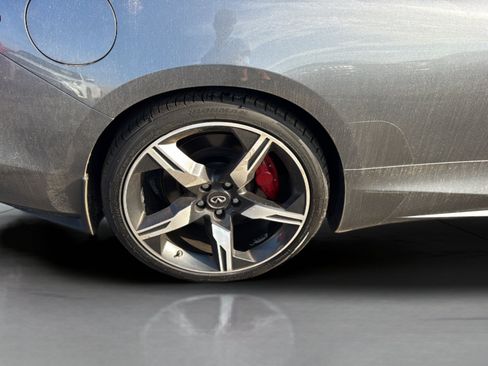 Used 2018 INFINITI Q60 Red Sport 400 w/ Pro Active Package AWD/4WD image 31
