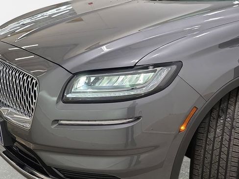 Used 2022 Lincoln Nautilus Reserve AWD/4WD image 28