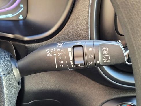 Used 2024 Kia Soul LX w/ Option Group 015 image 16