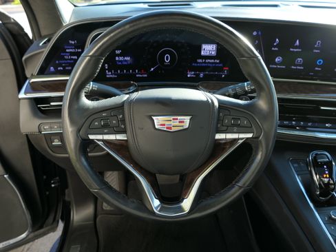 Certified 2023 Cadillac Escalade ESV Sport Platinum w/ Heavy-Duty Trailer Package image 19