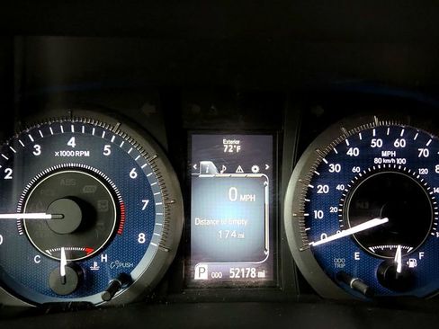 Used 2017 Toyota Sienna XLE FWD image 23