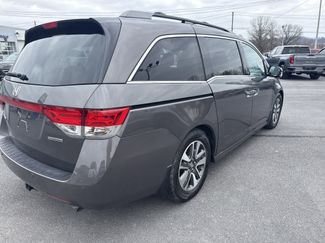 Used 2016 Honda Odyssey Touring video 3
