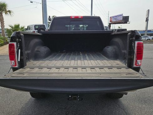 Used 2015 RAM 2500 Longhorn w/ Convenience Group AWD/4WD image 13