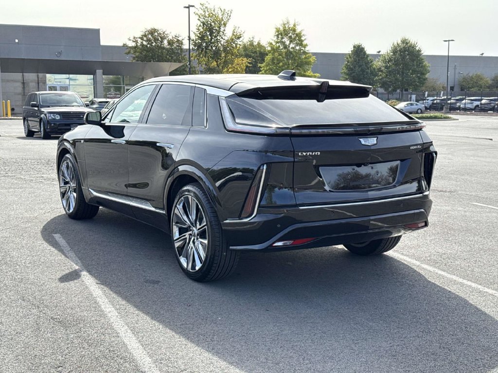 Certified 2026 Cadillac Lyriq Signature Luxury w/ Nappa Leather Package AWD/4WD image 21