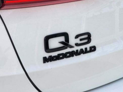 Used 2021 Audi Q3 2.0T Premium Plus w/ Premium Plus Package image 11