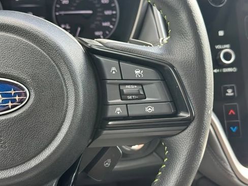 Used 2025 Subaru Outback Onyx Edition AWD/4WD image 17