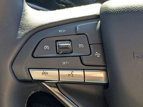 New 2025 Cadillac XT6 Luxury image 26