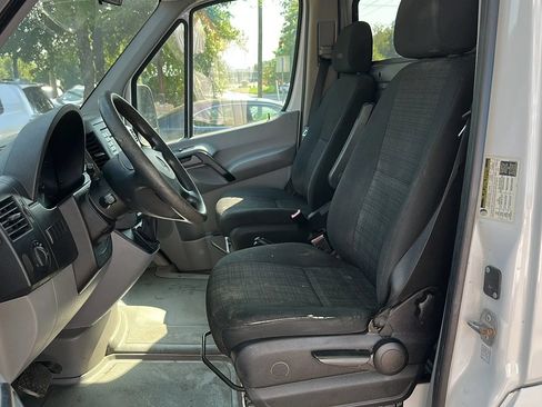 Used 2015 Mercedes-Benz Sprinter 2500 w/ Additional Battery Package image 21