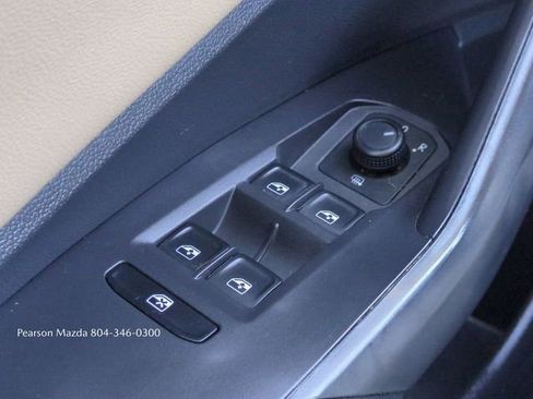 Used 2019 Volkswagen Jetta SEL image 24