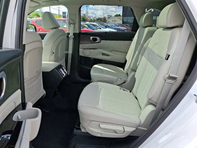 Certified 2026 Kia Sorento SX AWD/4WD image 10